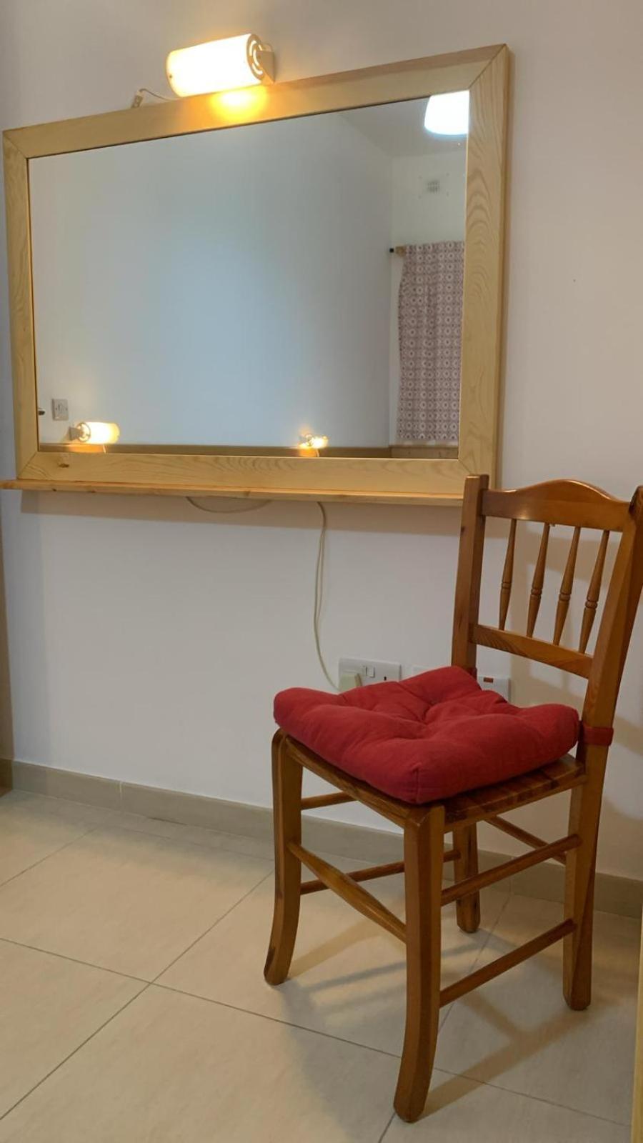 Genista Apartment Kalkara Buitenkant foto